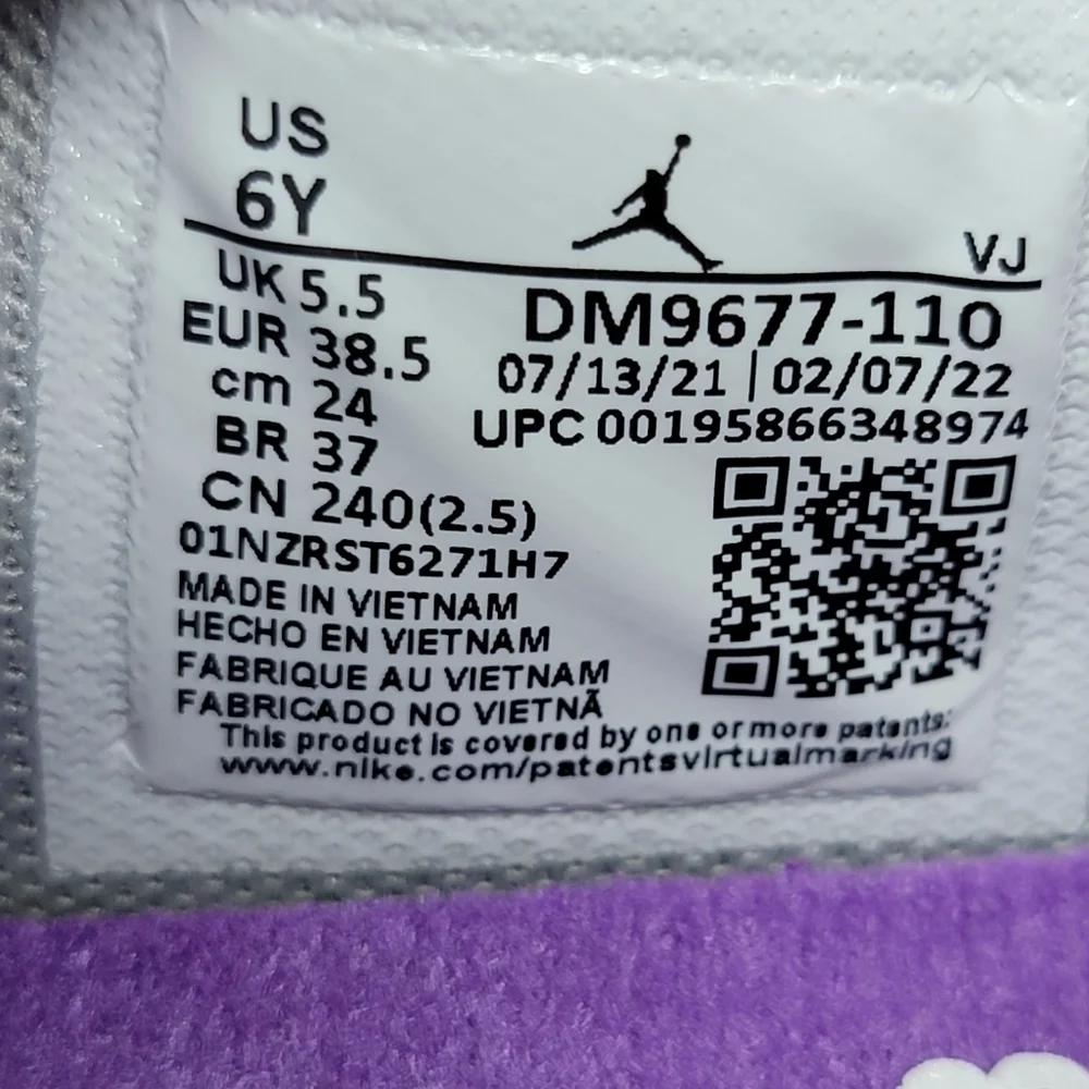 Nike Jordan Air 200E White Wild Berry Sneakers Youth Size 6Y DM9677-110 New